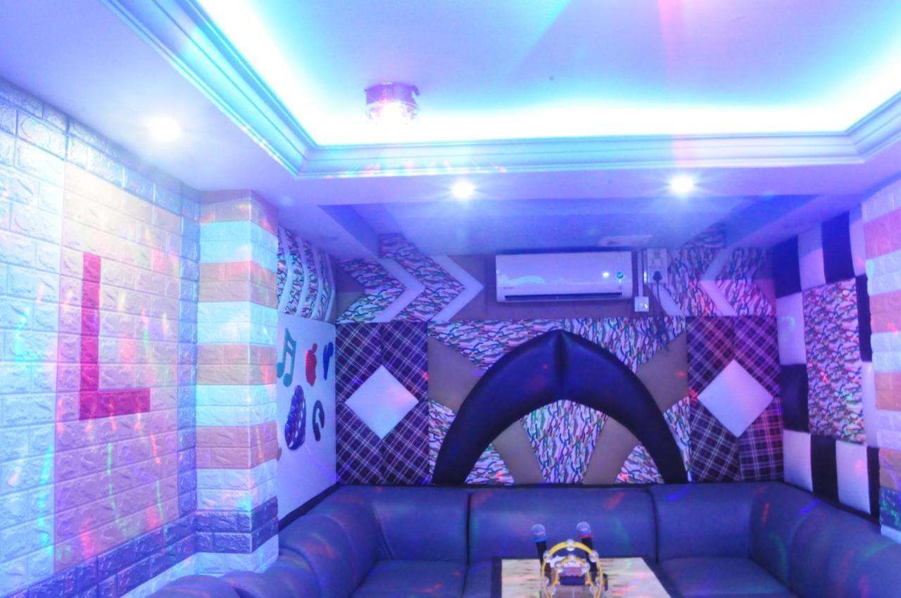 Nay Chi Linn Hotel Pathein Ngoại thất bức ảnh