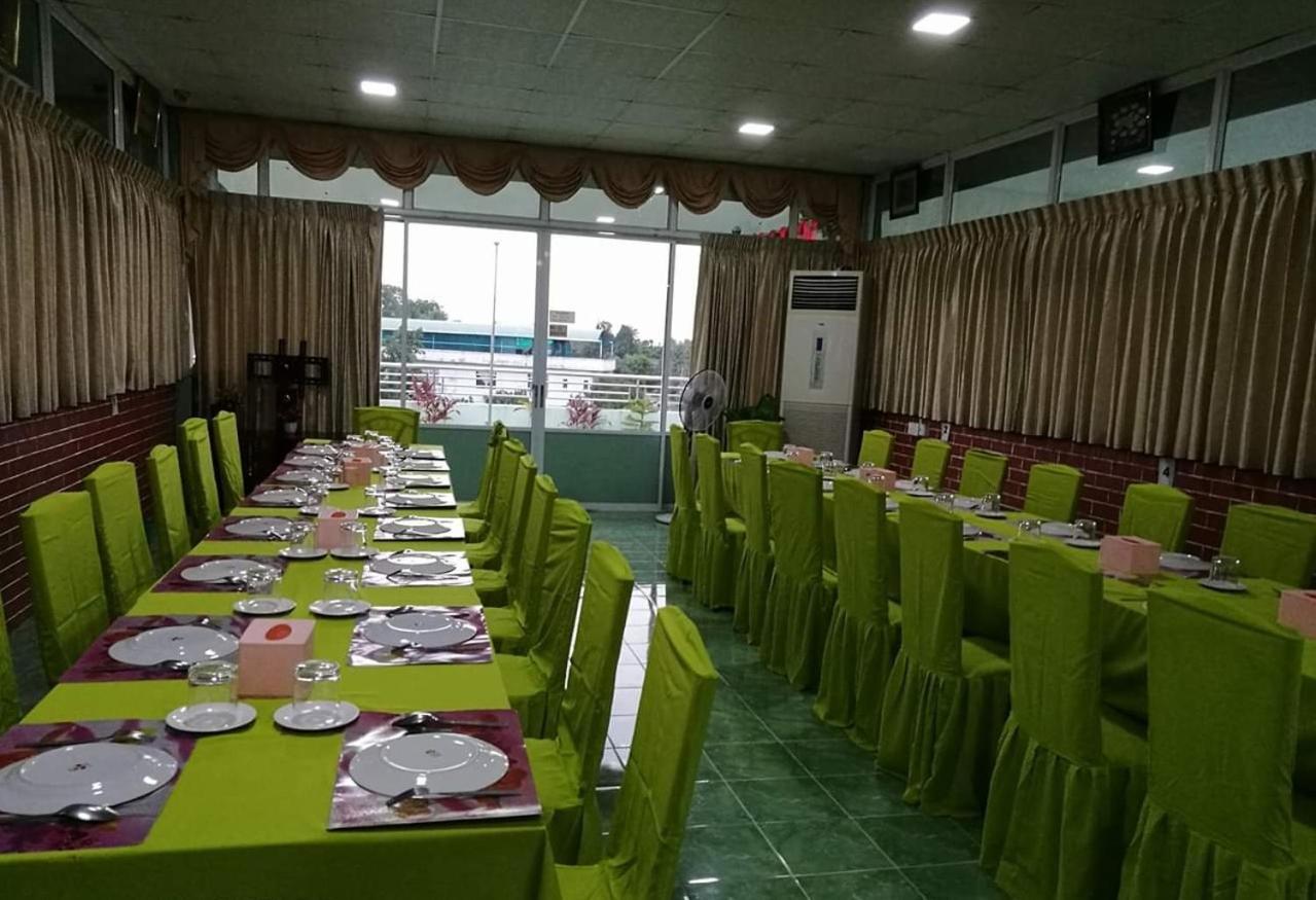 Nay Chi Linn Hotel Pathein Ngoại thất bức ảnh